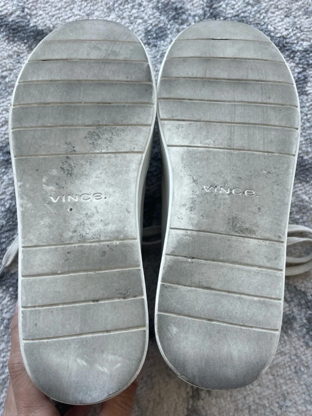 Vince Benfield Leather Platform Sneaker 8.5 Off White Color